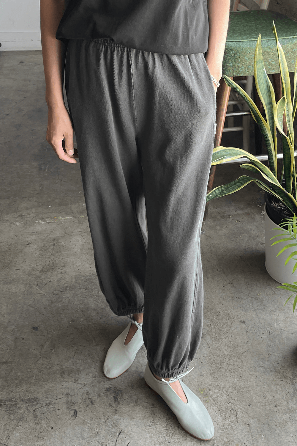 Balloon Pants in Coal