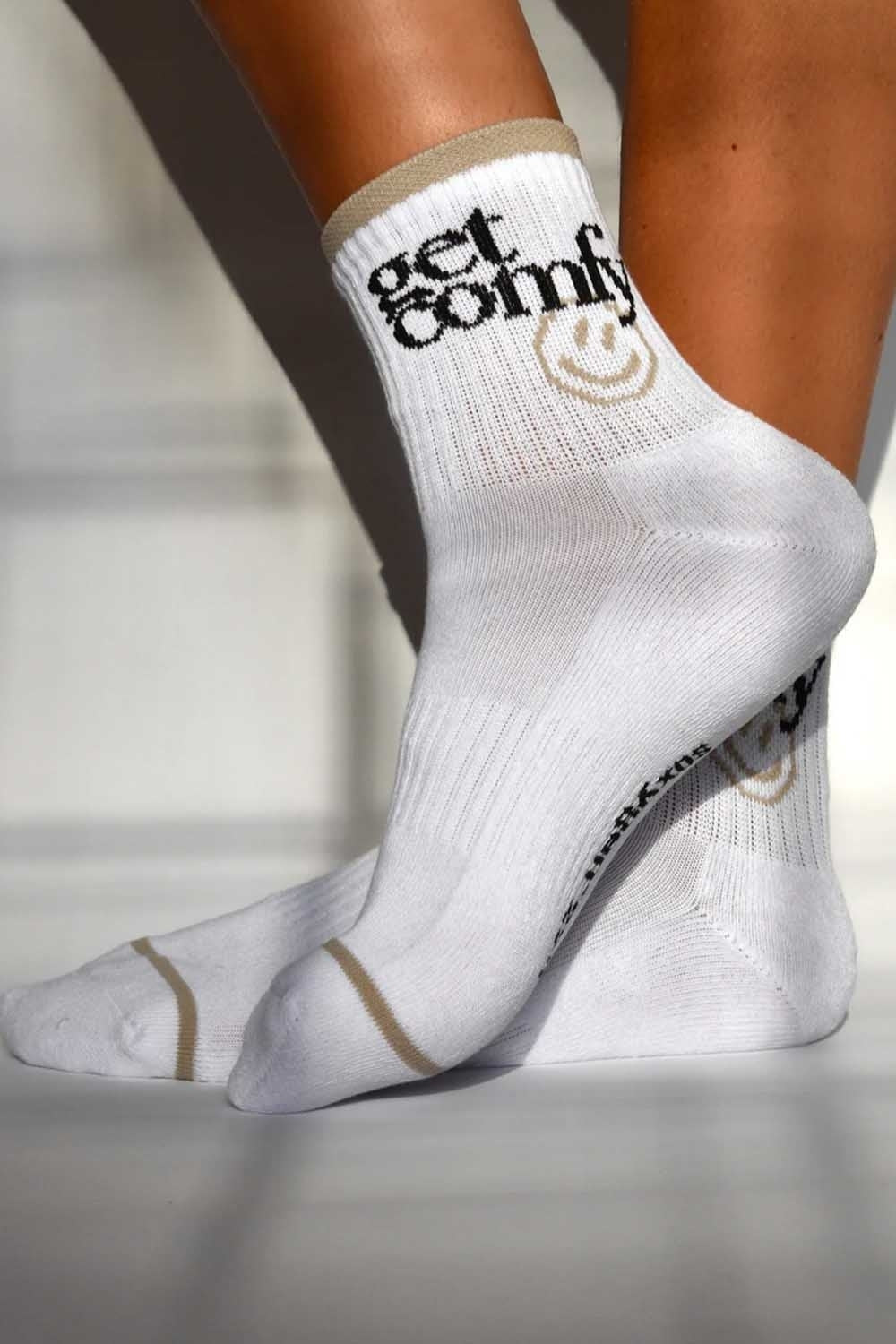 Get Comfy Mini Socks in Frost with Smile