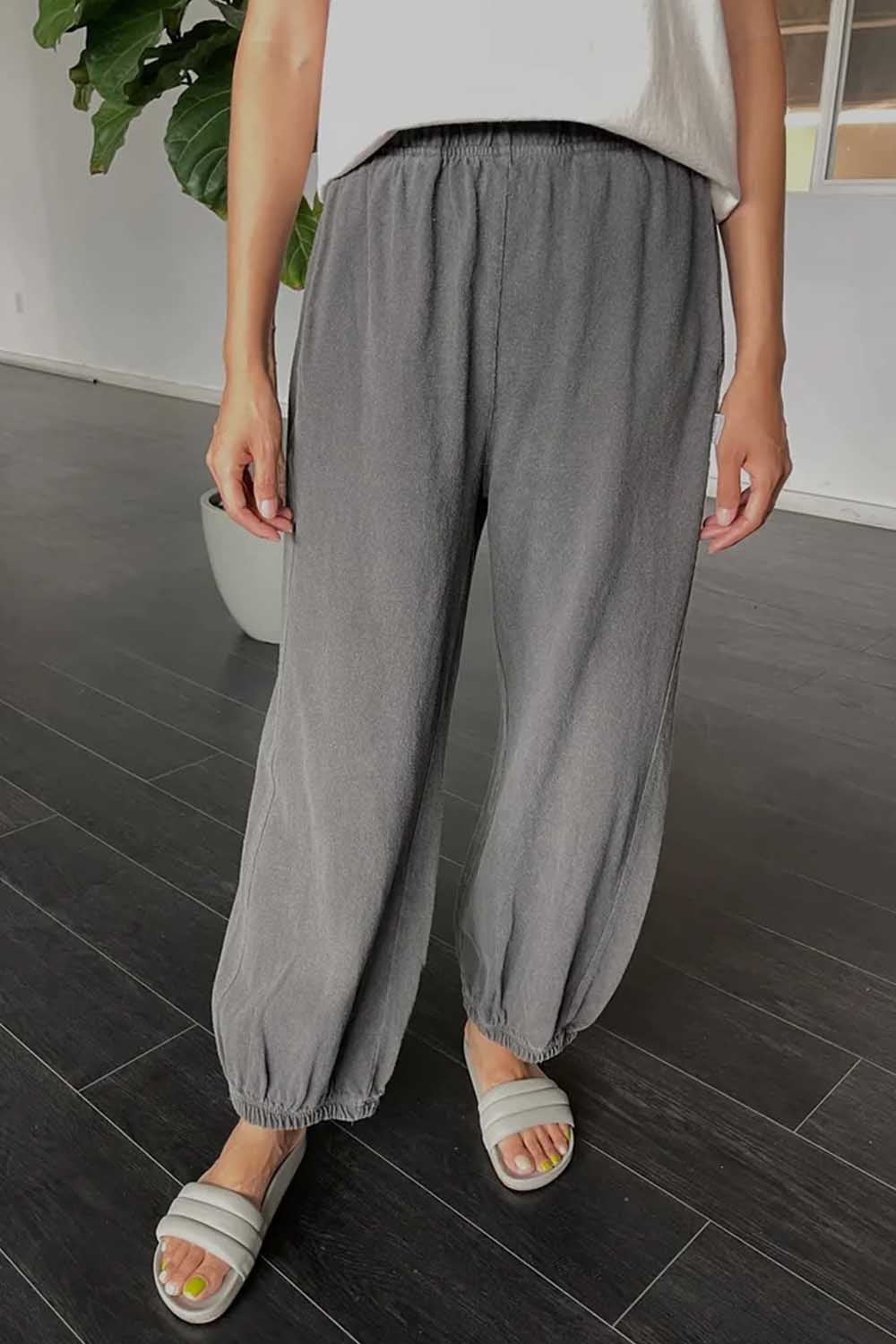Balloon Pants in Grey