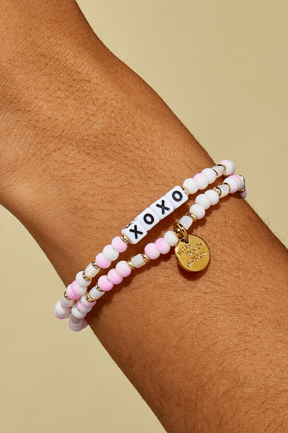 XOXO Bracelet - White/Hugs & Kisses