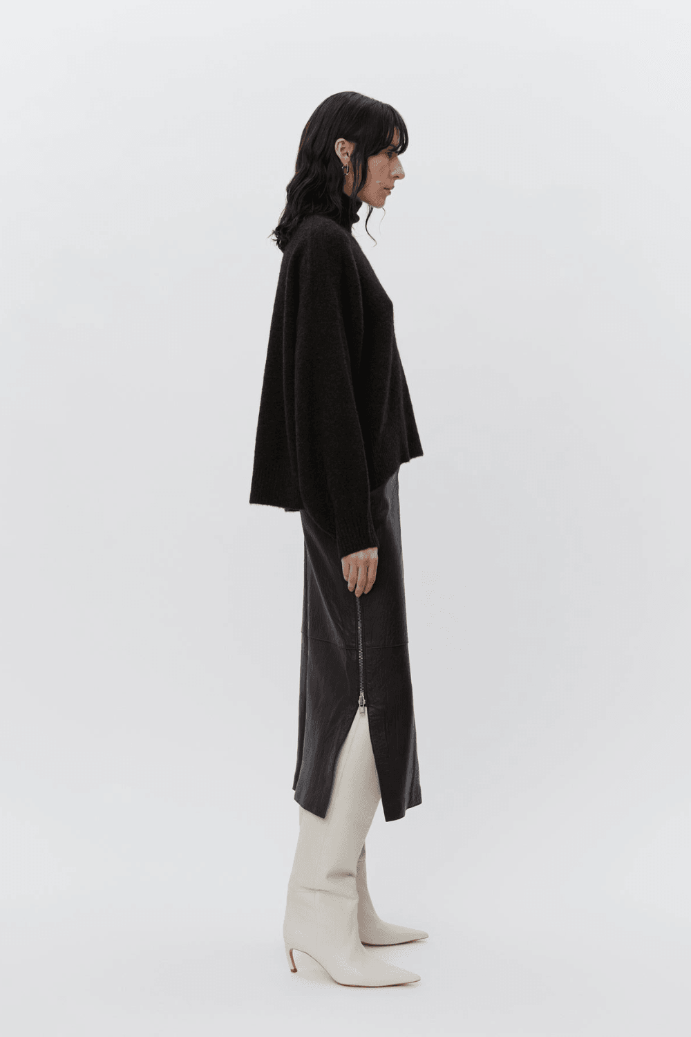 Kathe - Textured Leather Skirt in Espresso