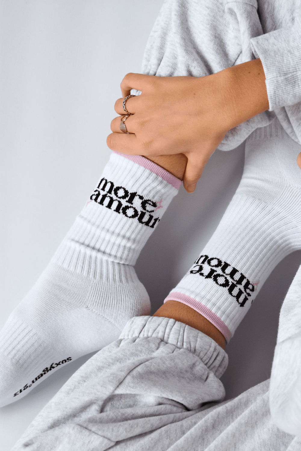 MORE AMOUR Socks in Sparkle