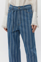 Elijah Graphic Denim Jeans in Surf The Web