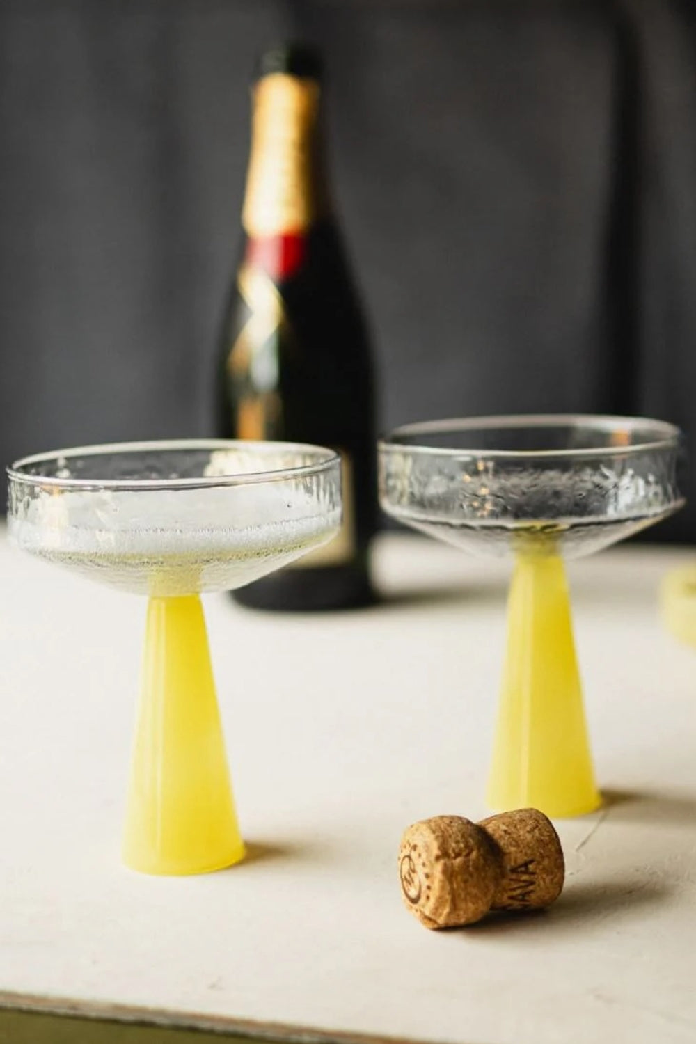 Claude Coupe Glass in Blue/Yellow