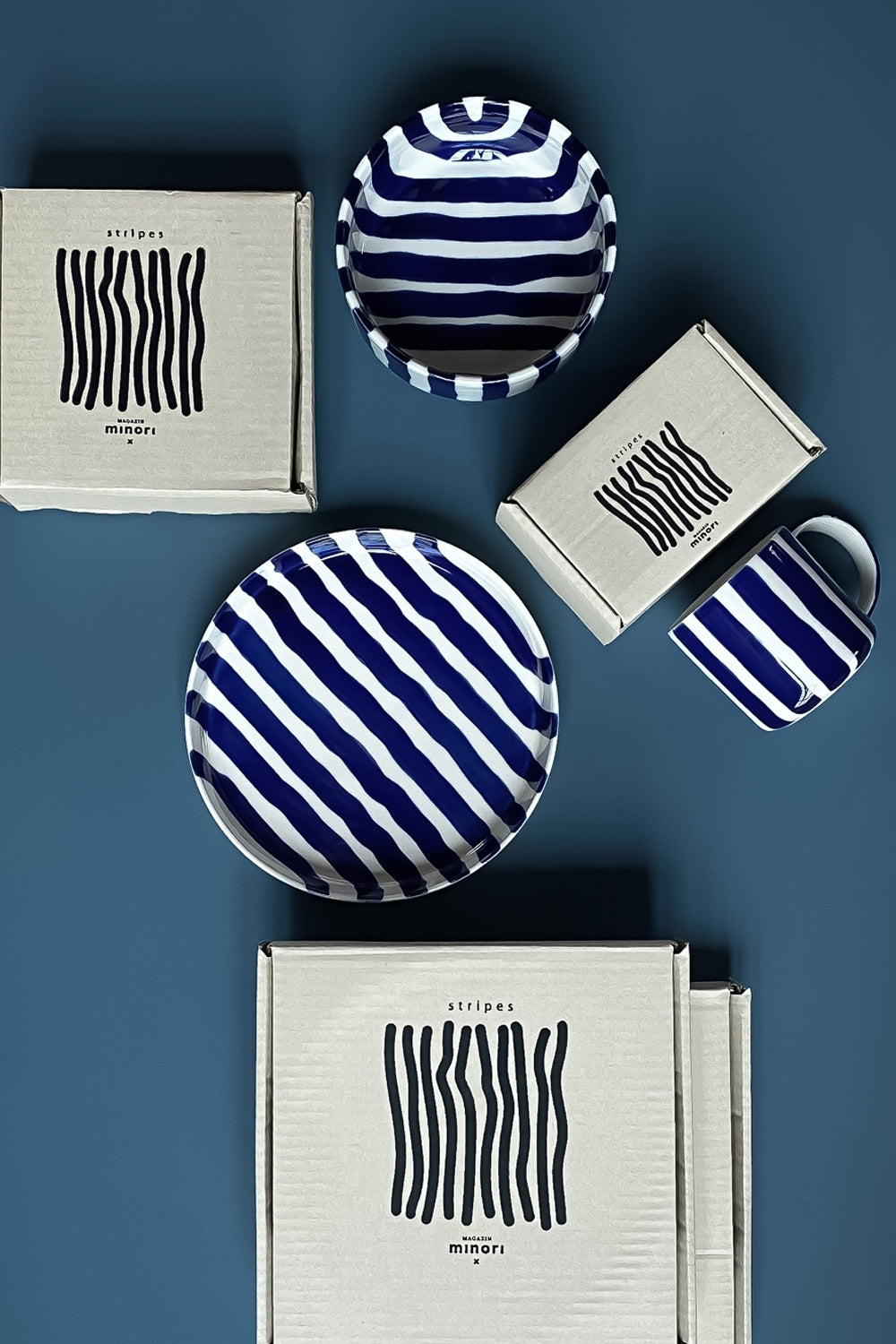 Bowl in Sea Blue Stripes