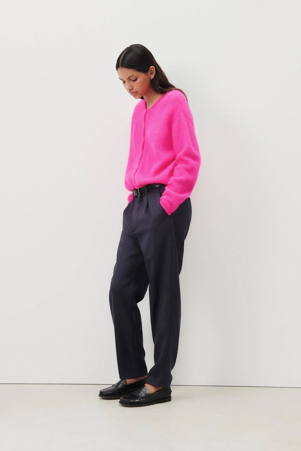 Vitow Cardigan in Fluroescent Pink