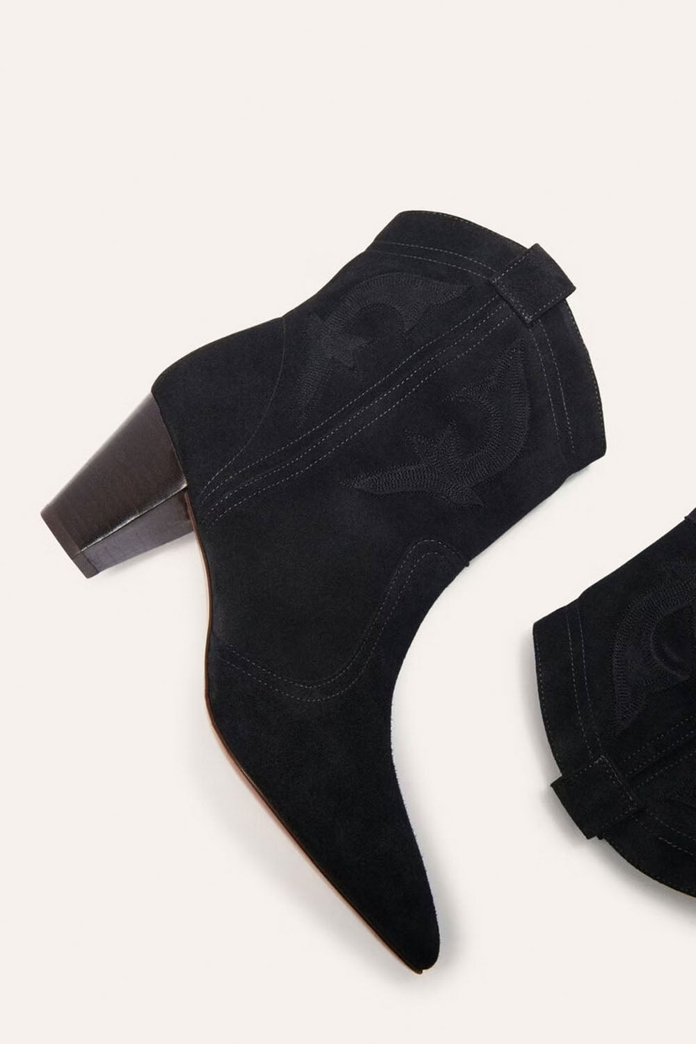 Casey Ankle Boots in Carbon