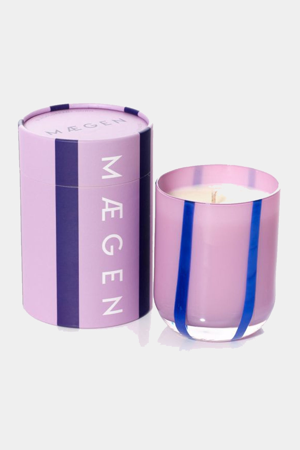 Atina Candle in Blackcurrant & Oudh