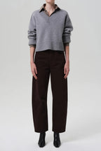 Miro Relaxed Jeans in Carob