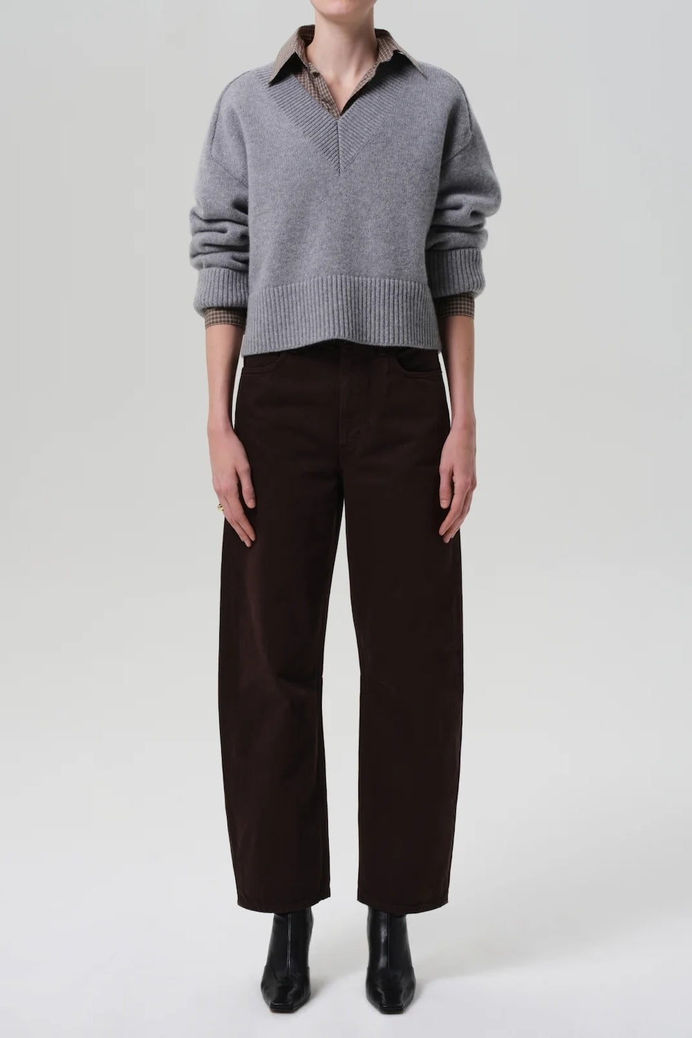 Miro Relaxed Jeans in Carob