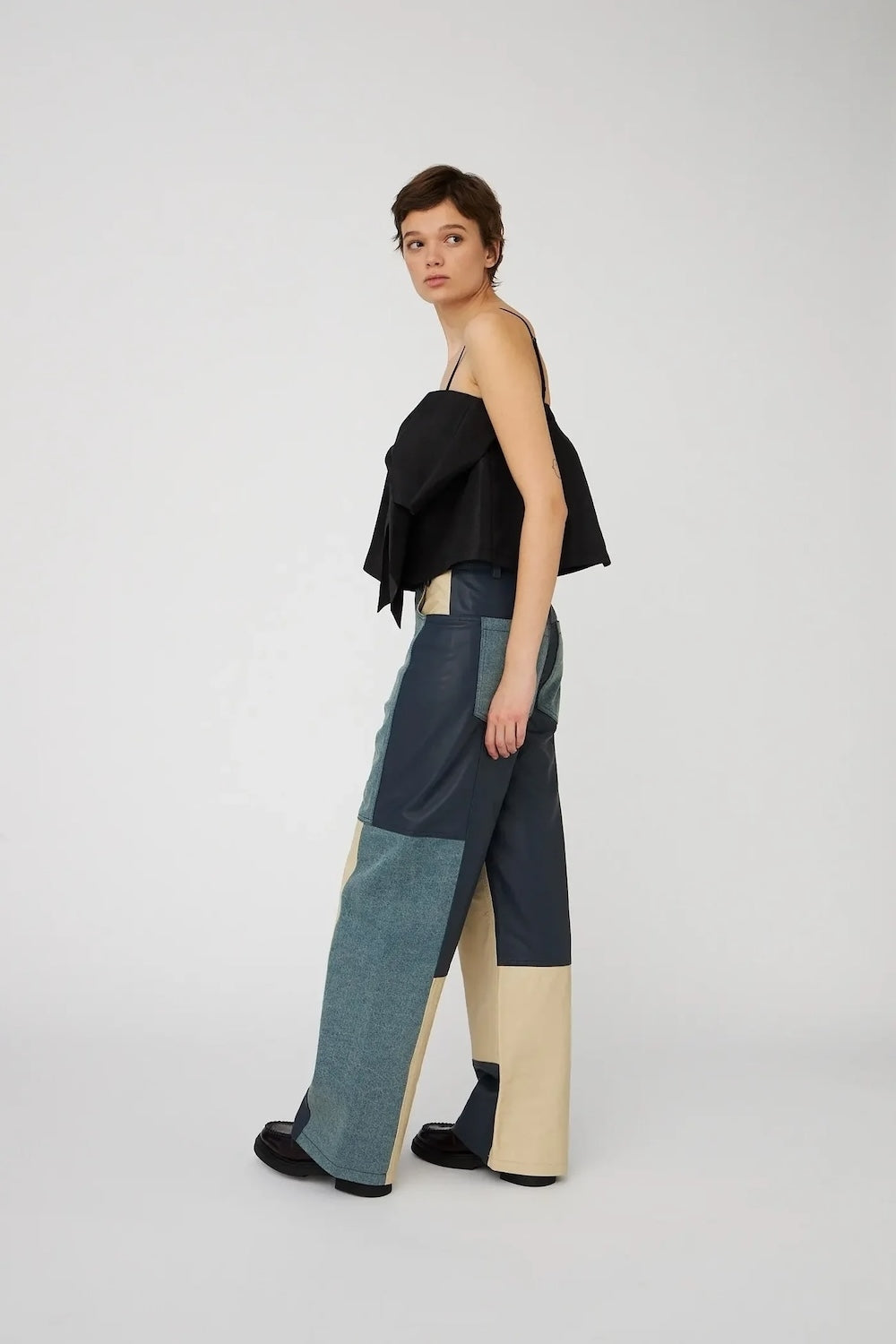 Crispy Bow Top in Black