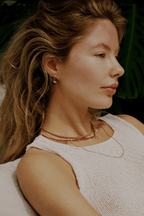 Maroon Harmony Necklace in Gold