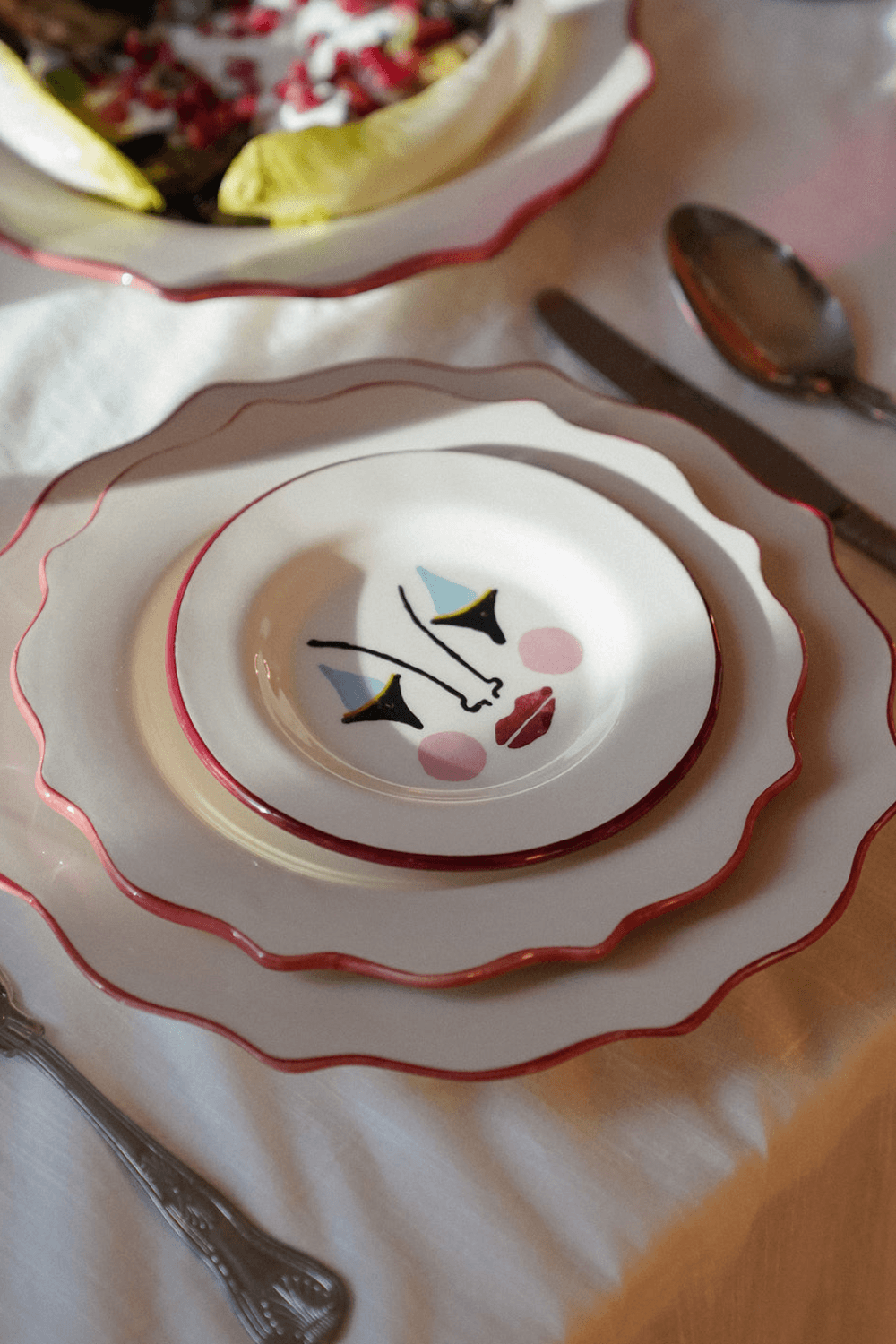 Carmine Scalloped Breakfast Plate in Red