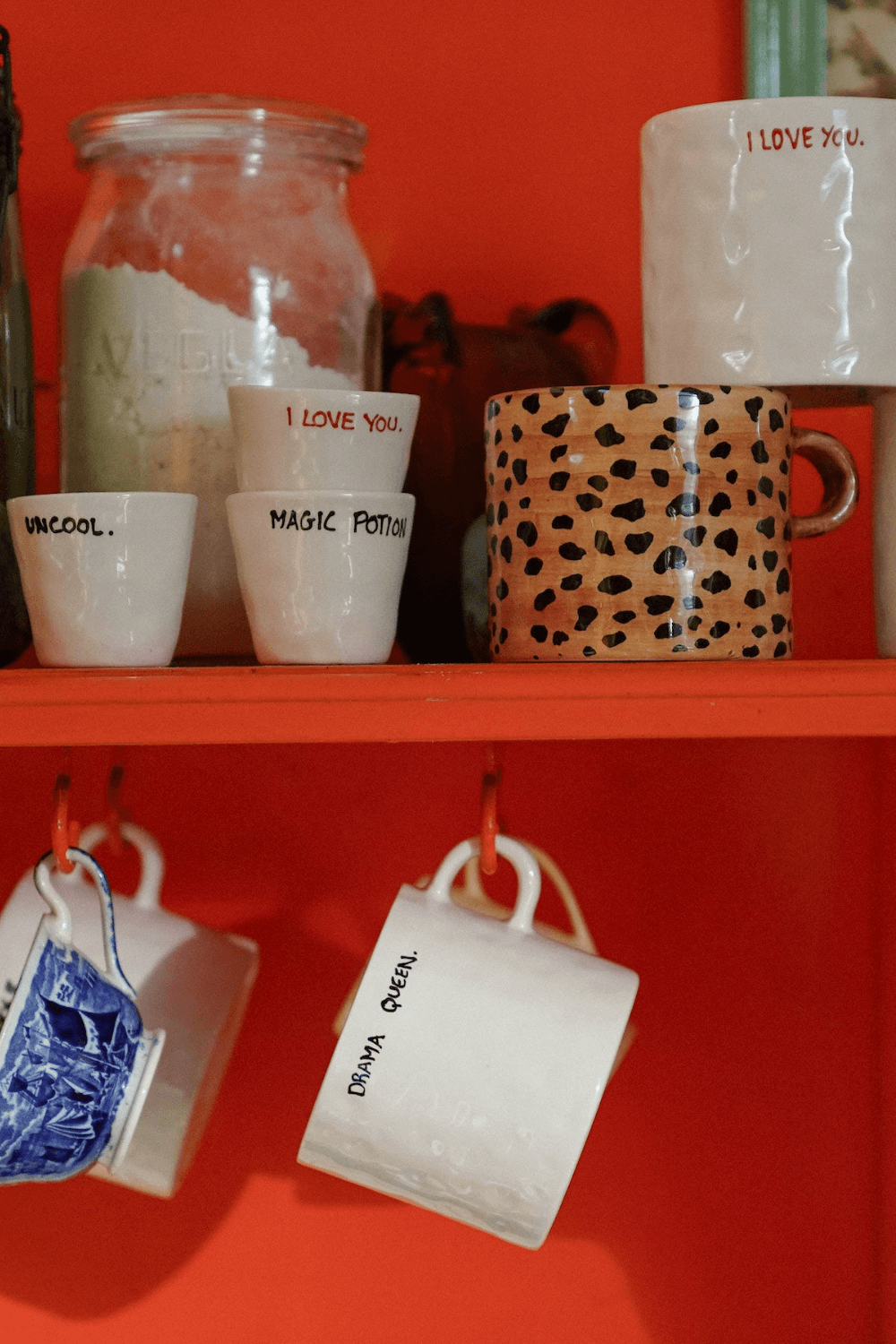 Leopard Mug in Brown