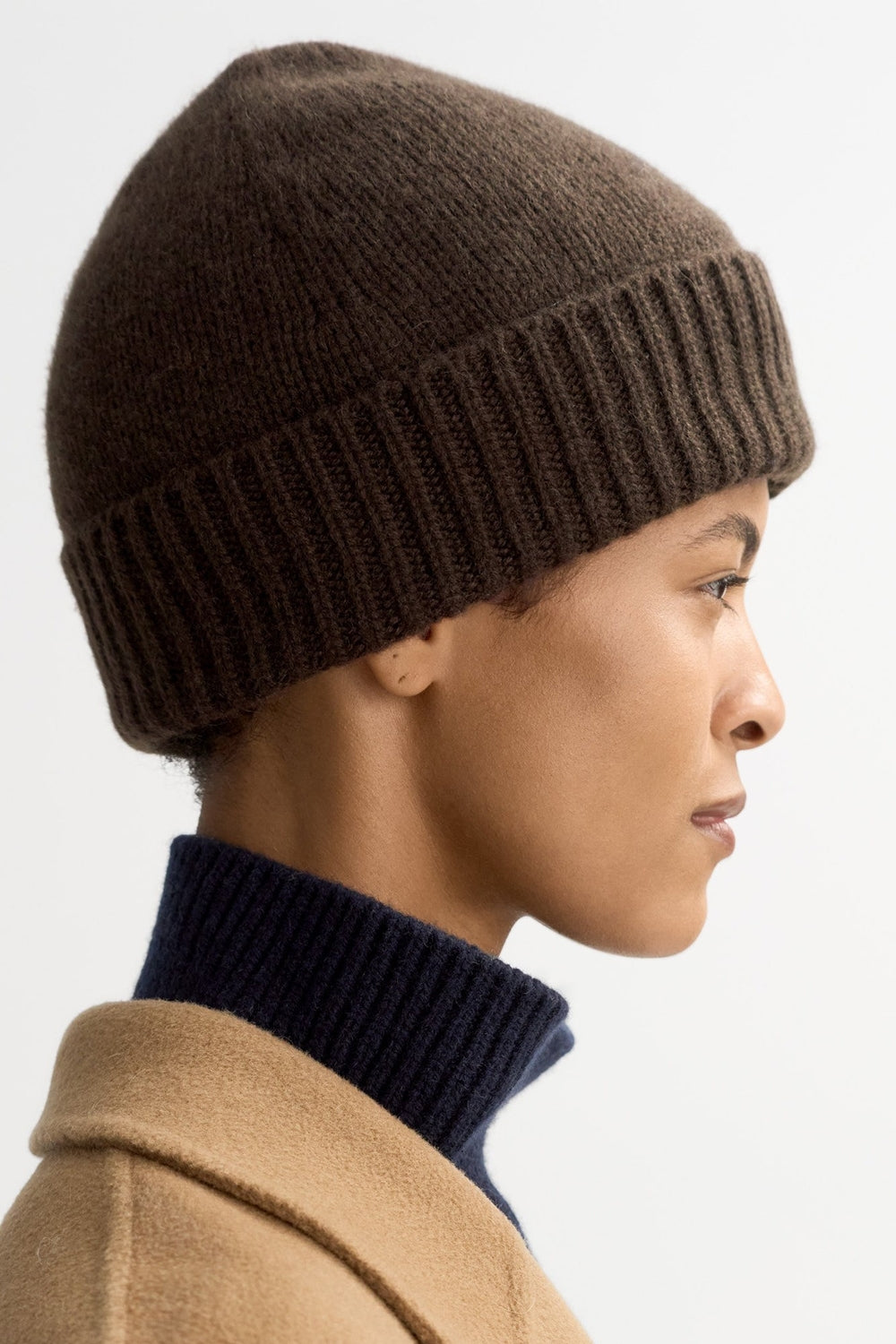 Chunky Cashmere Beanie in Mocha