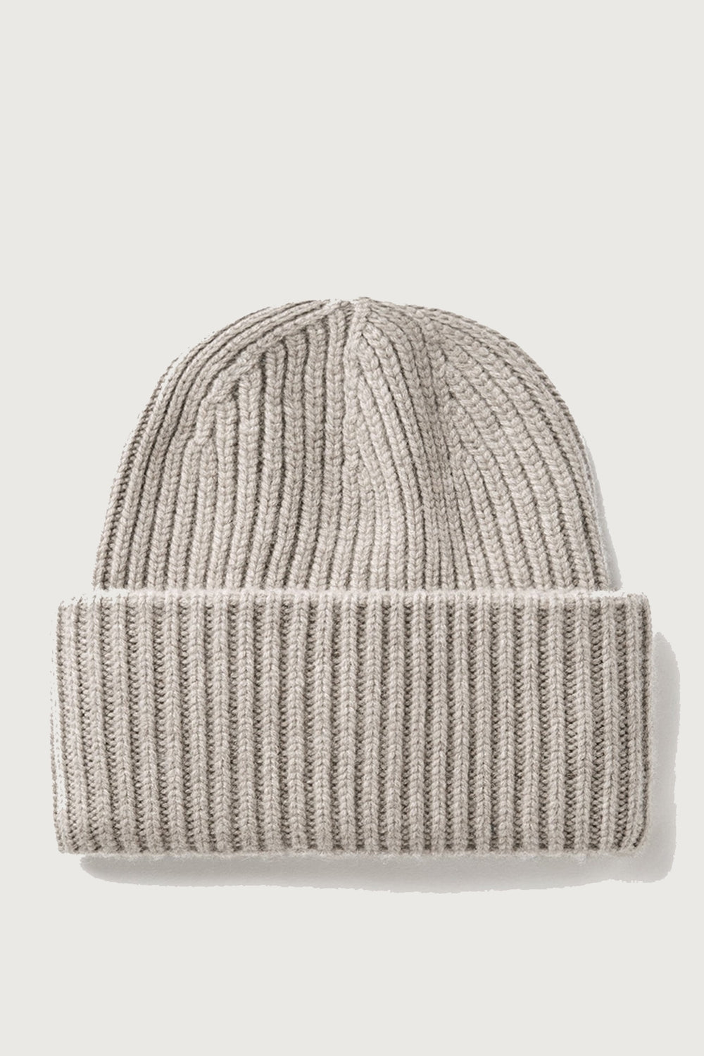 Ribbed Cashmere Beanie in Greige