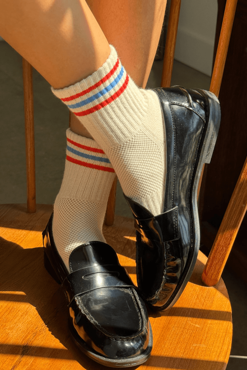 Girlfriend Socks in Leche