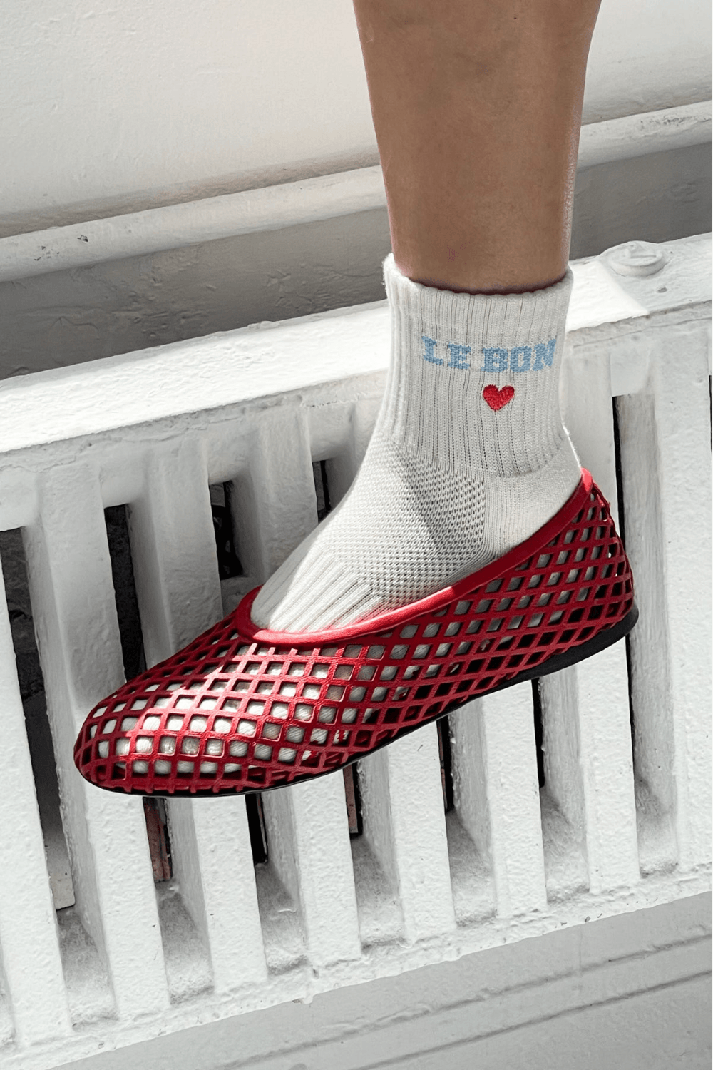 Embroidered Crew Socks in Vanilla