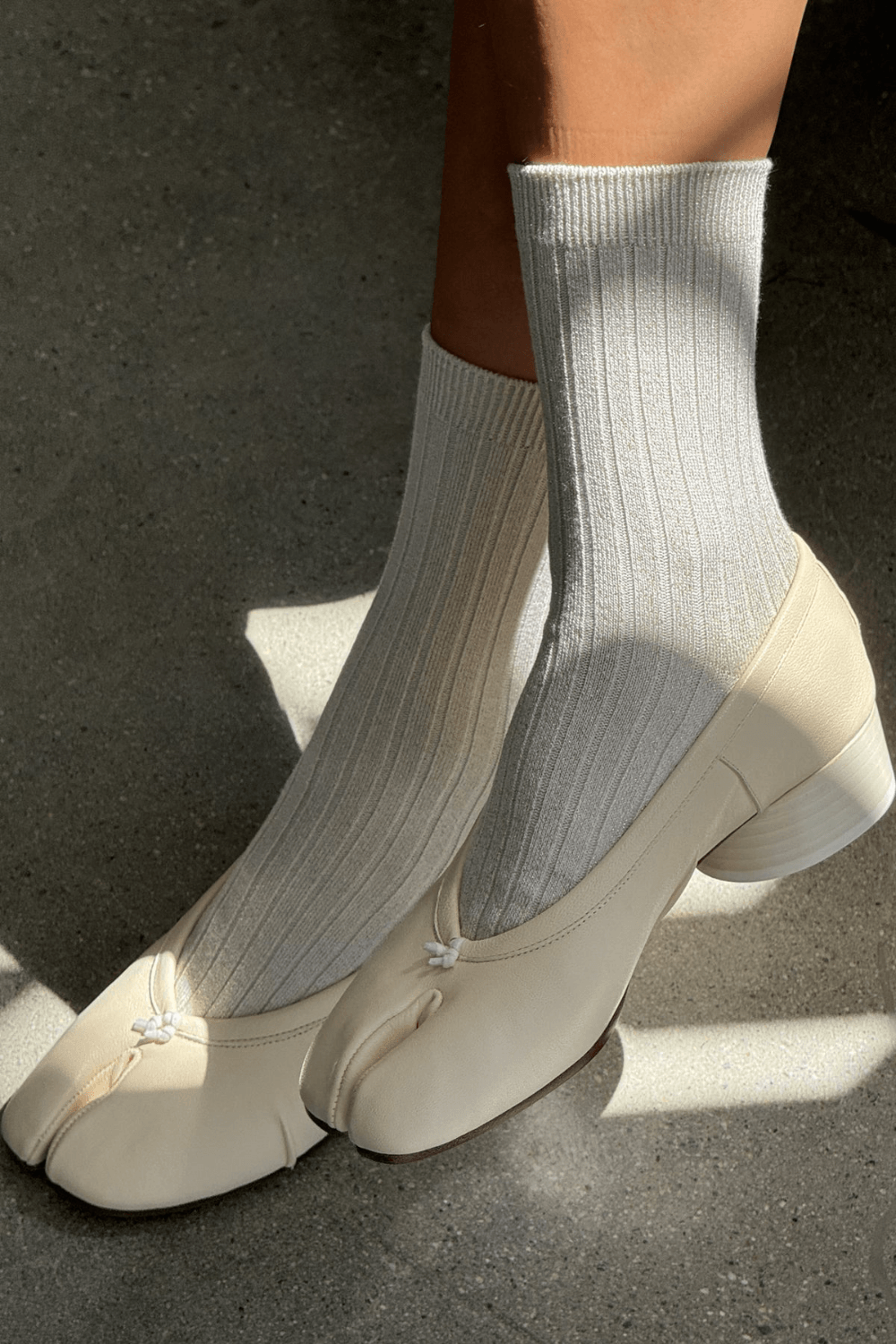 Her Socks - Modal Lurex in Ivory Gold Glitter