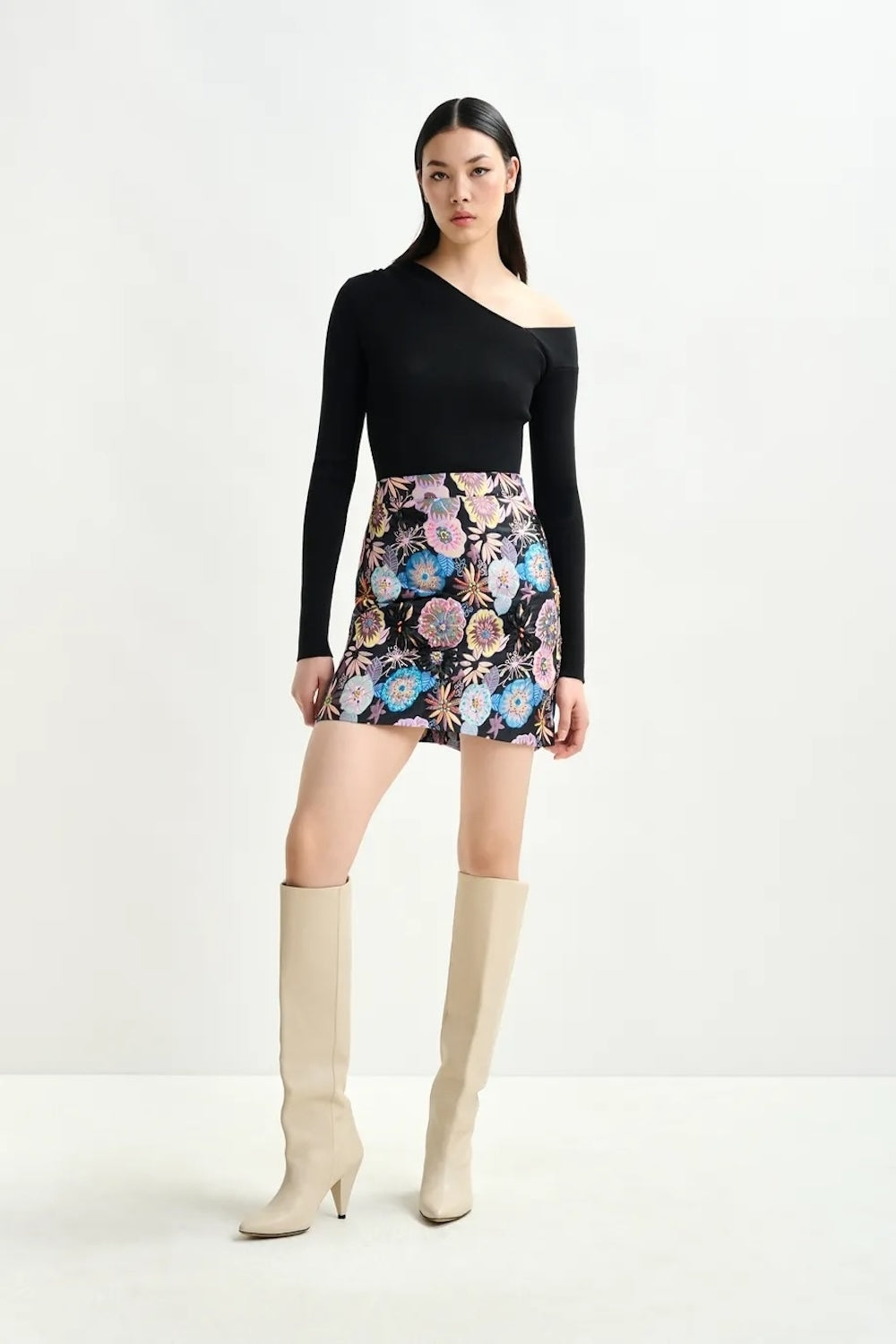 Iorgeous Mini Skirt in Combo1 Black