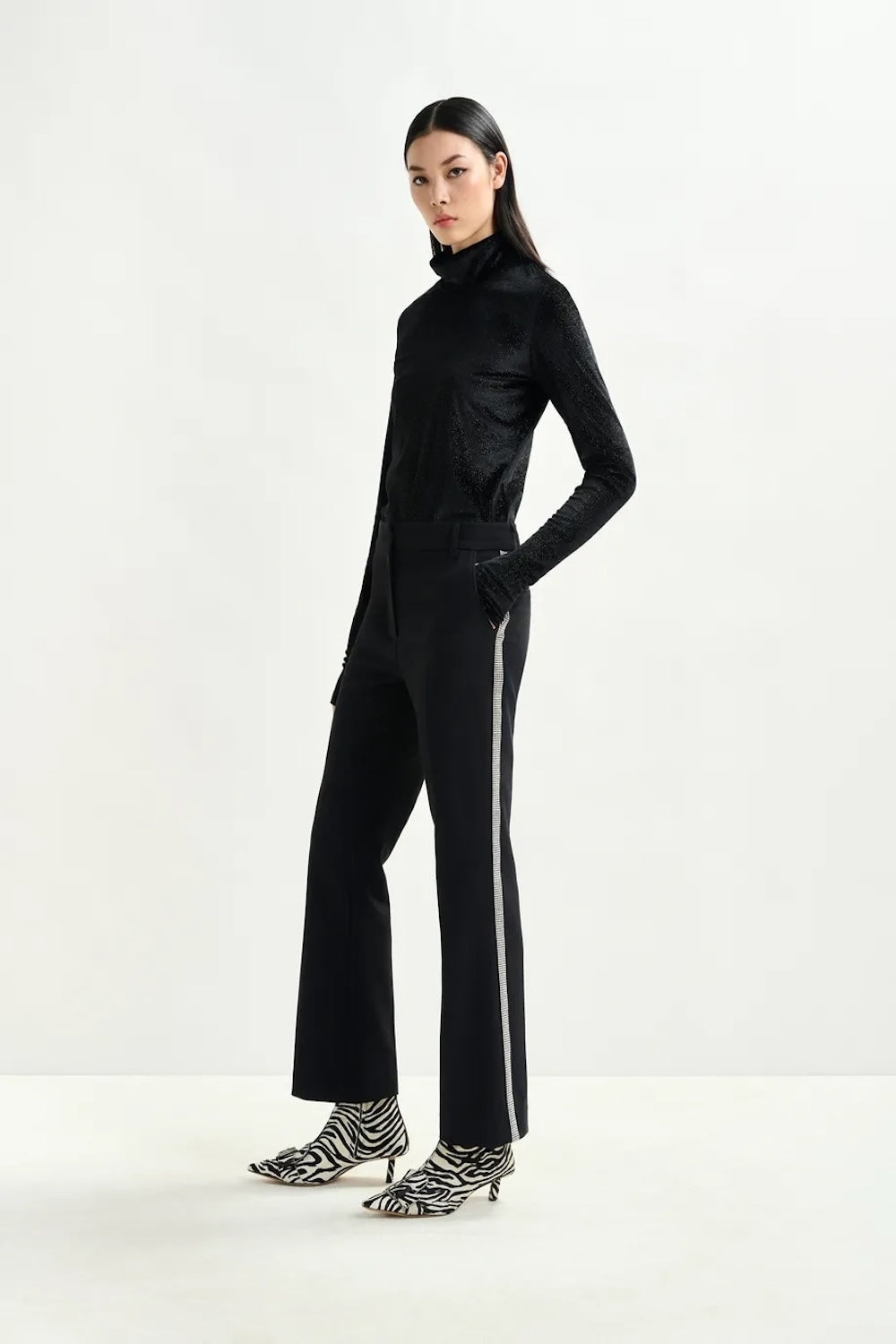 Indienne Velvet Jersey Top in Black