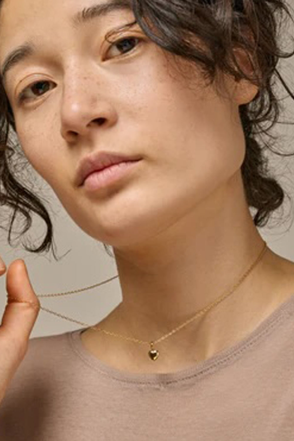 Amore Necklace in Gold