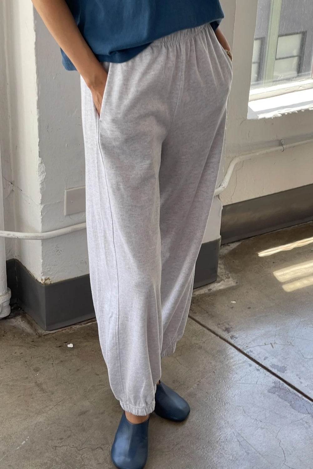Balloon Pants in Icy Grey