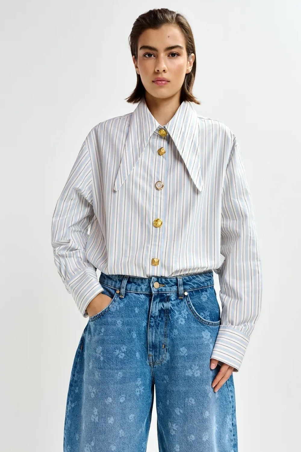 Jomato Pointy Collar Shirt in Nile Blue
