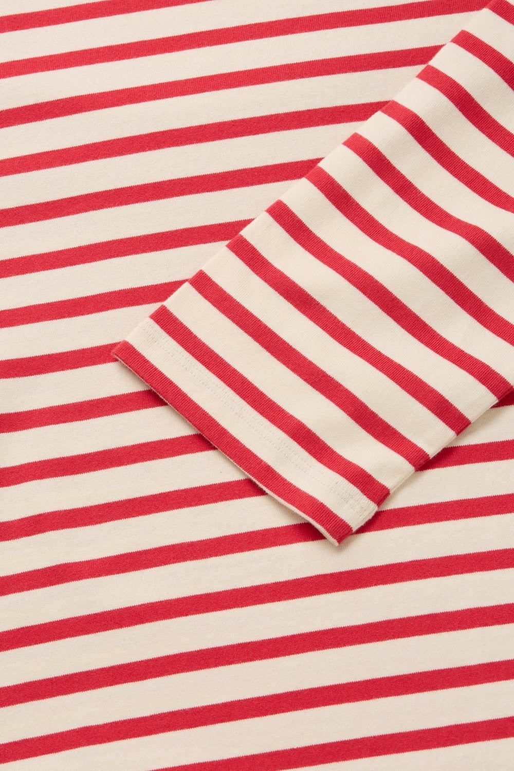 Marron Long Sleeve Tee in Off White/Red Stripe