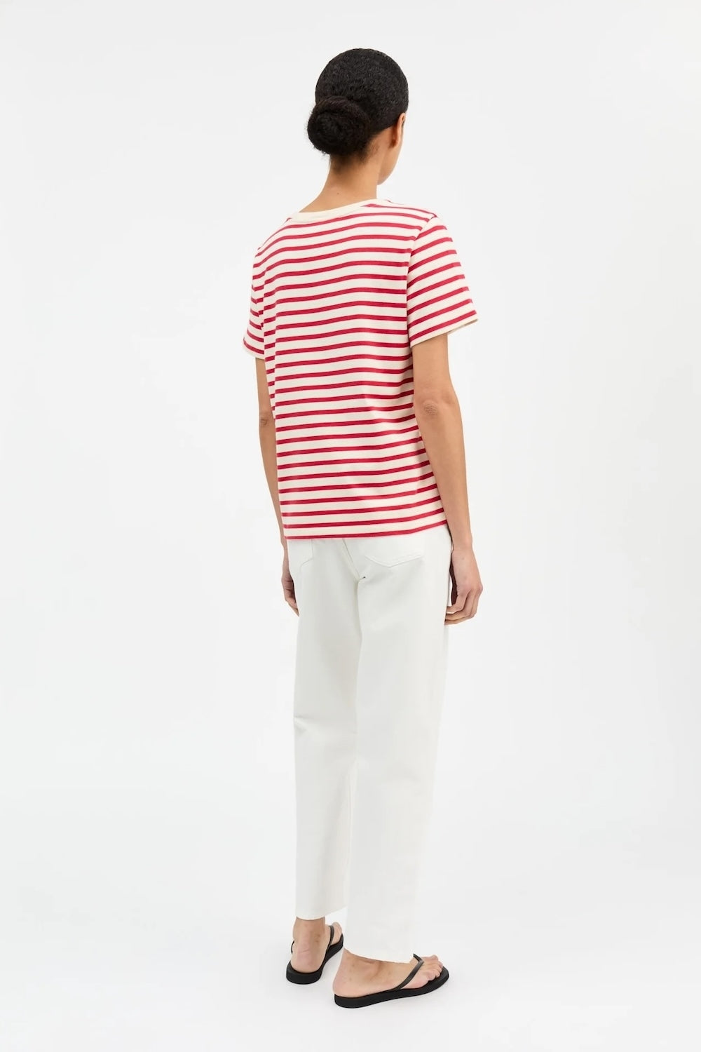 Skall Marron Regular Tee in Off White/Red Stripe