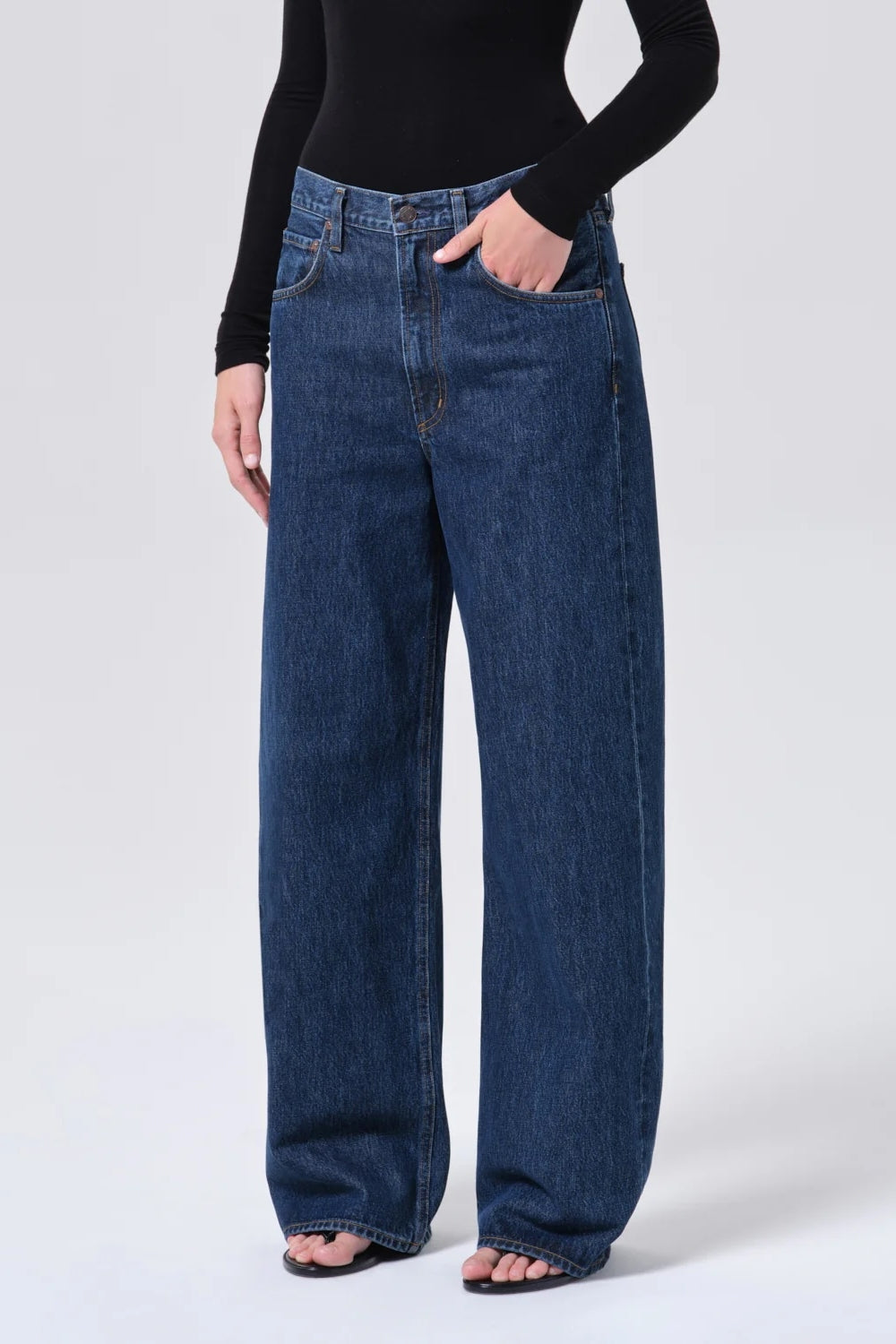 Low Curve Jean in Pendulum