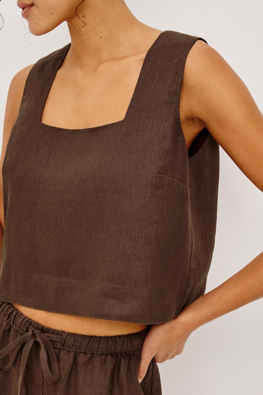 Akira Top in Espresso