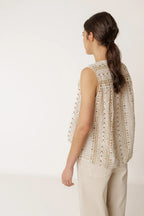 Sleeveless Shirt in Ecru Pattern