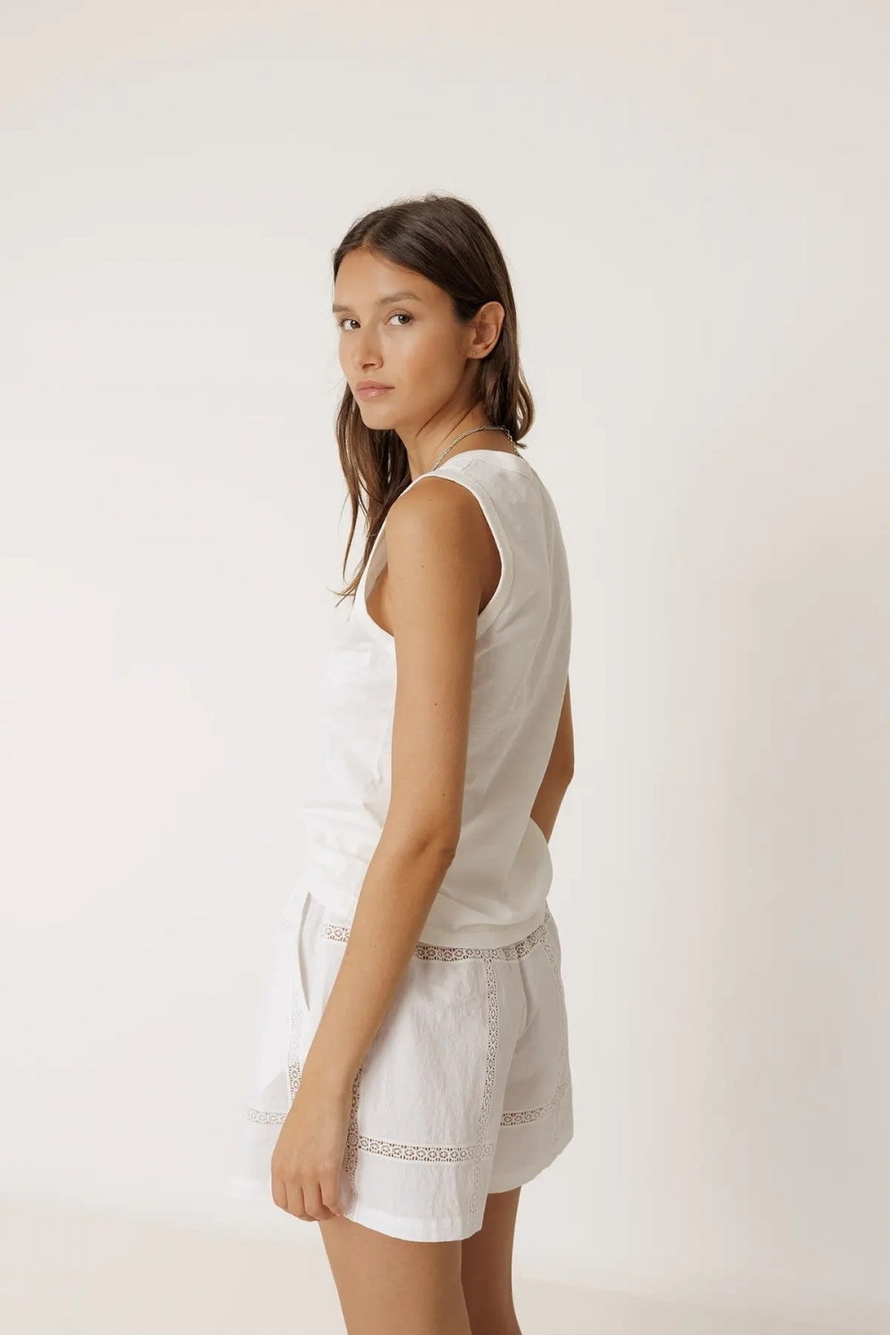 Shorts in White
