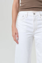 Miro Relaxed Barrel Leg Jean in Soft White