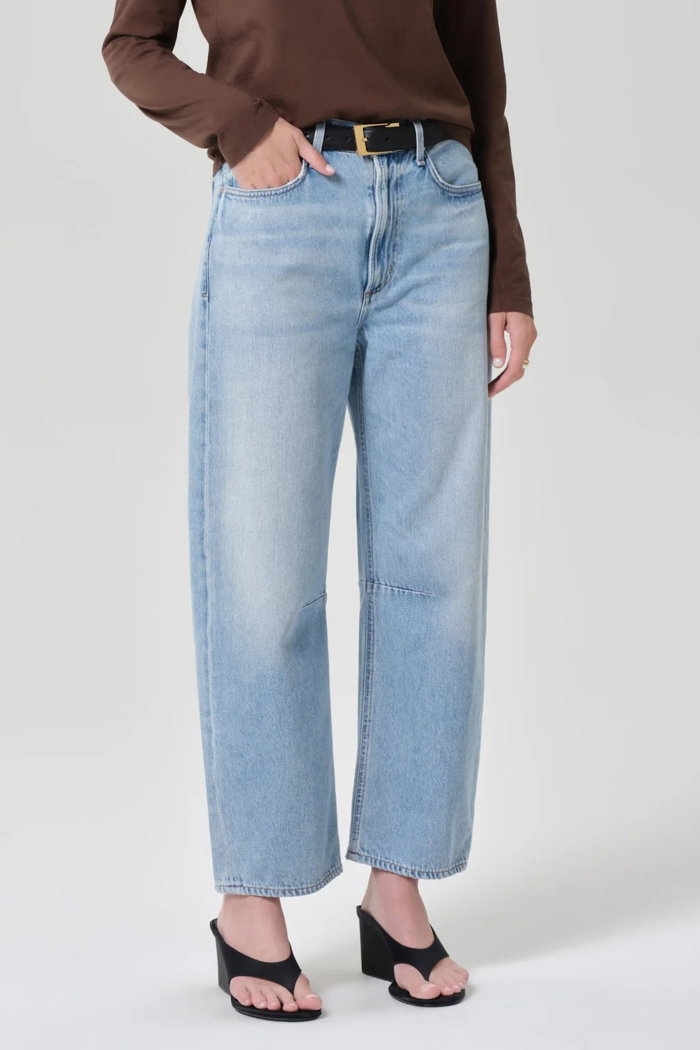 Miro Relaxed Barrel Leg Jean in Ritual