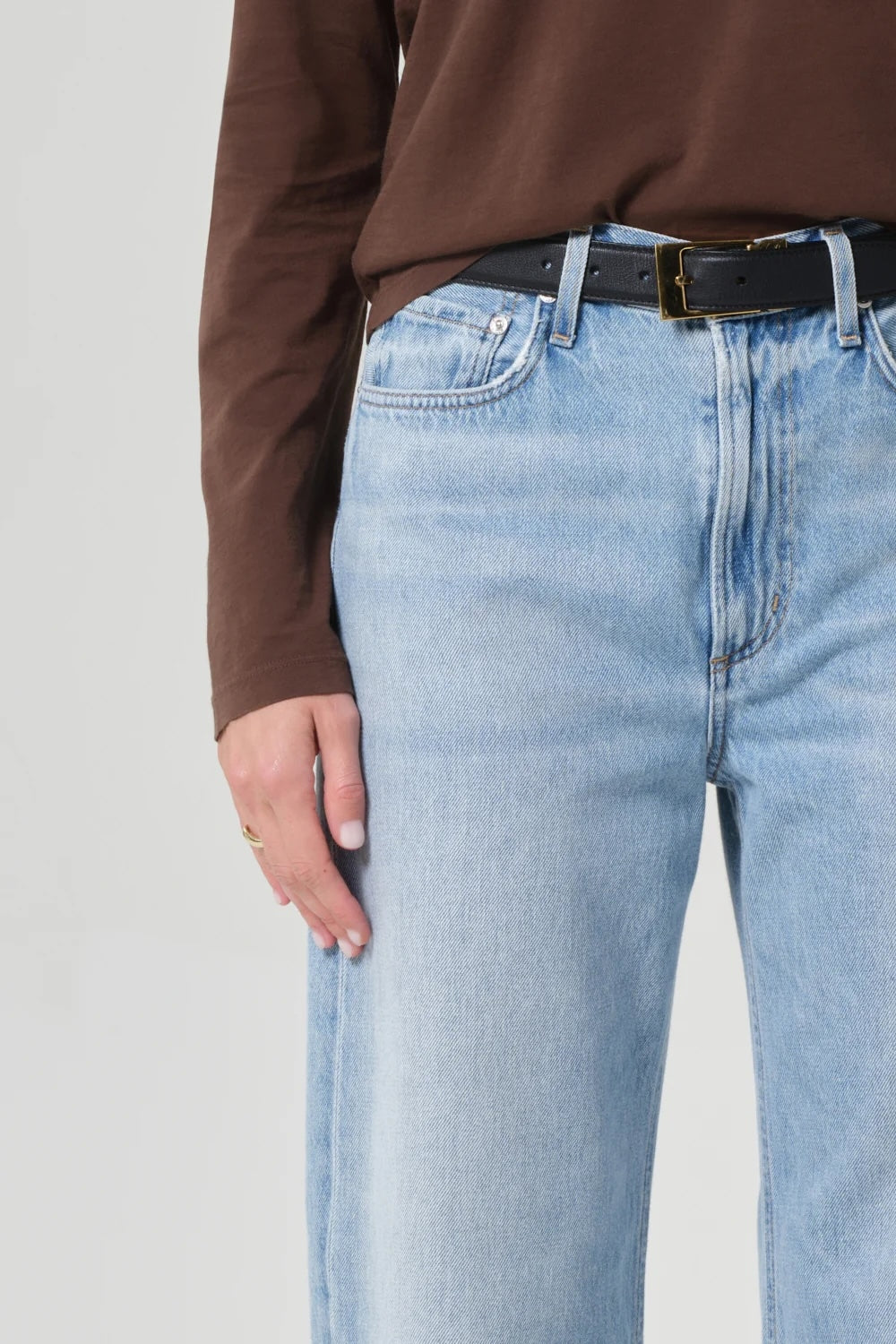 Miro Relaxed Barrel Leg Jean in Ritual