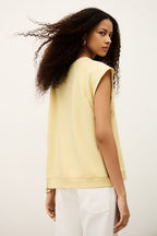 Beata Short Sleeve Sweat in Jaune