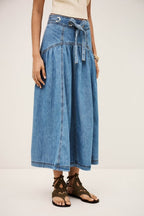 Lonia Mid Length Skirt in Light Used Blue