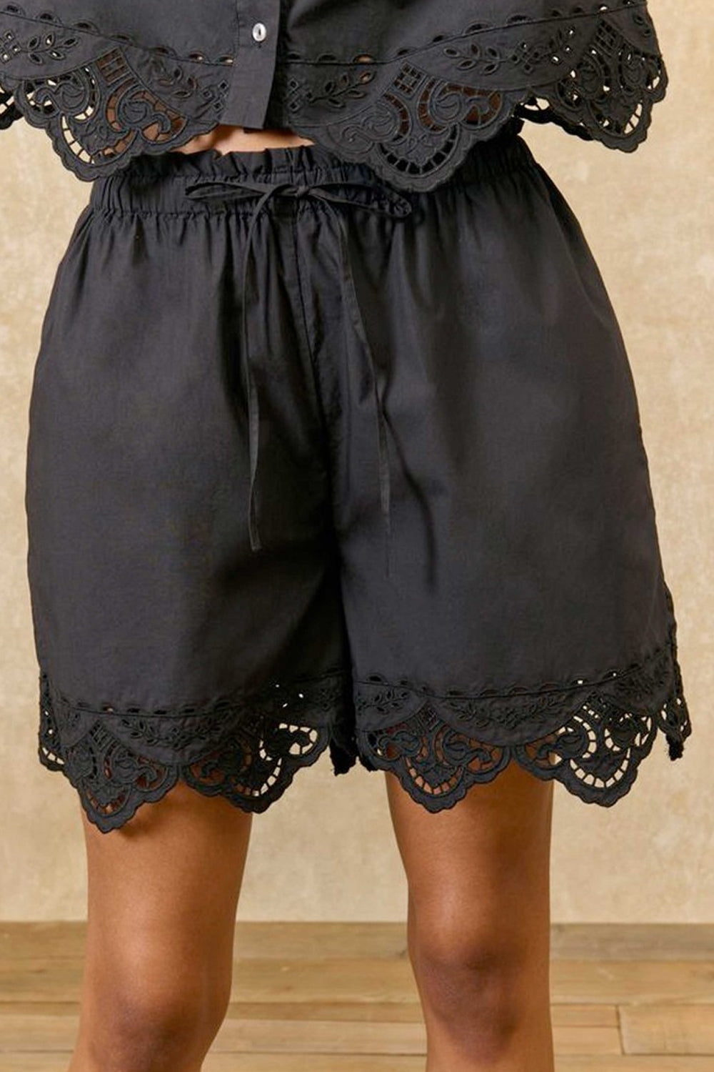 Boxi Cotton Shorts in Black