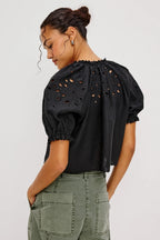 Lizbeth Linen Top in Black