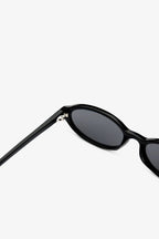 Ivy Sunglasses in Black Grey