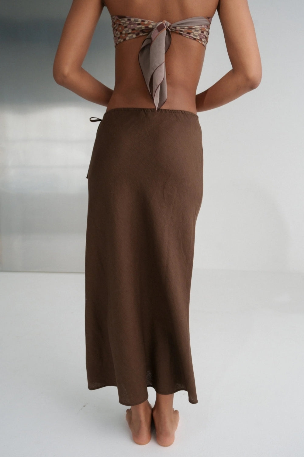 Riley Bias Linen Skirt in Chocolate
