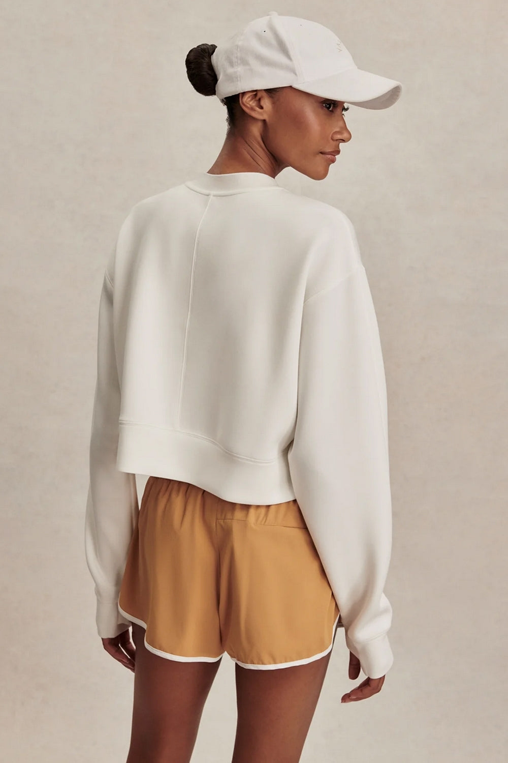 Tasmin Cropped Sweat in Snow White