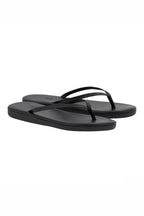 Saionara Leather Flip Flop in Black