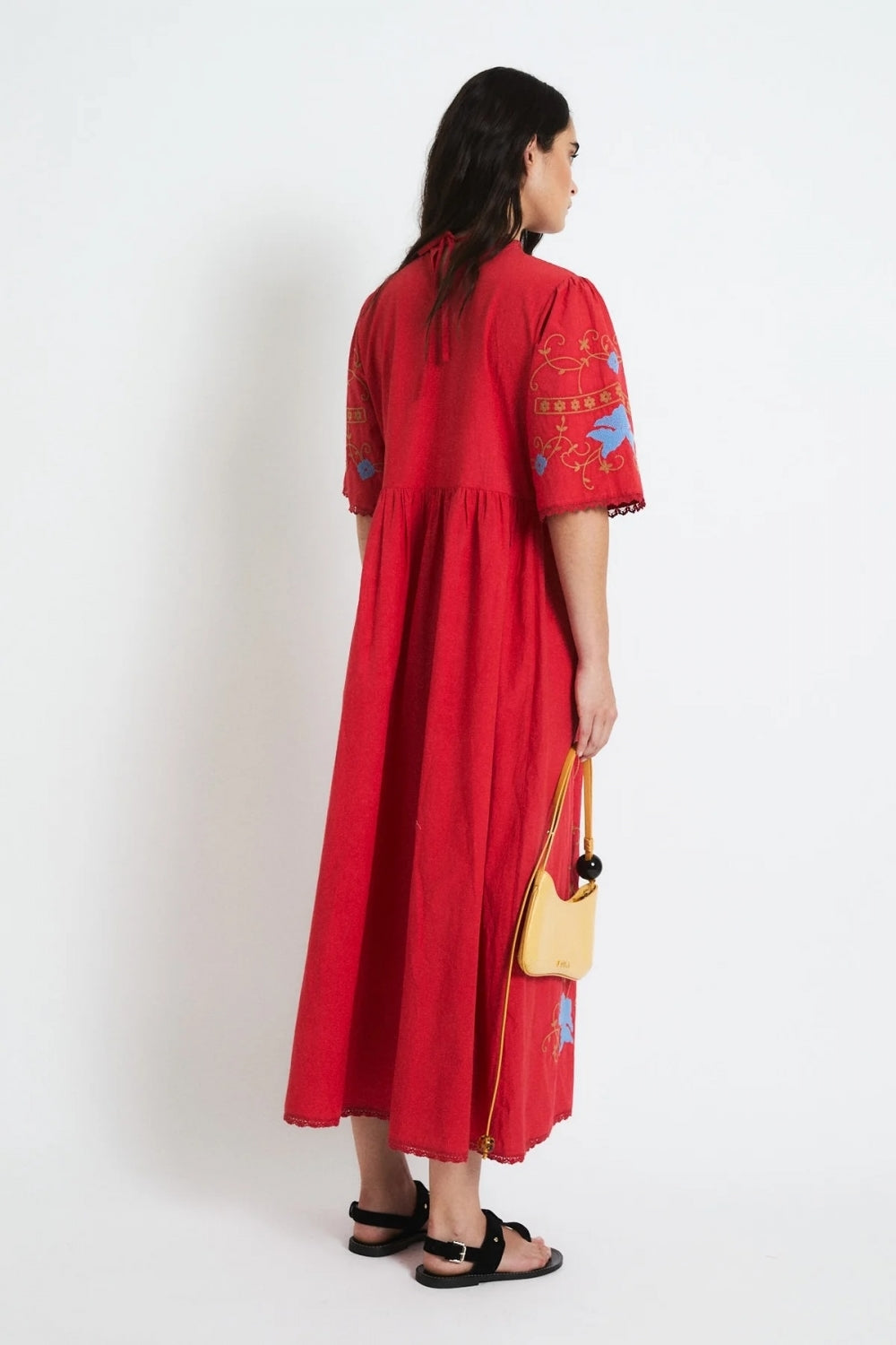 Amapola Embroidery Dress in Rojo