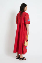 Amapola Embroidery Dress in Rojo