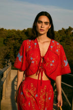 Amapola Embroidery Blouse in Rojo