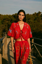 Amapola Embroidery Blouse in Rojo