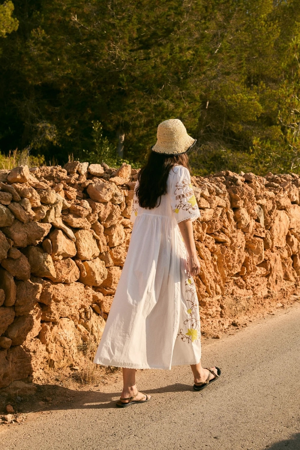 Amapola Embroidery Dress in Crudo